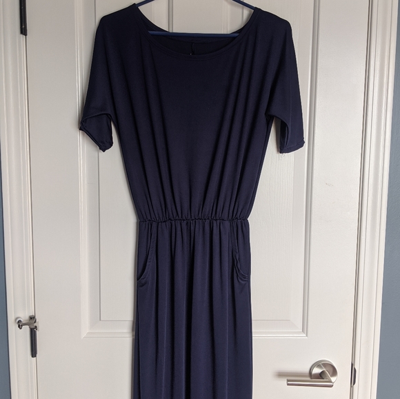 Dresses & Skirts - FWP - Navy maxi dress with pockets
